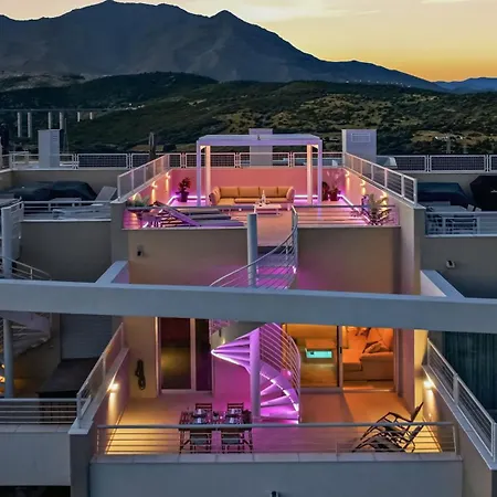Sunny Golf - Luxury Penthouse - Rooftop Retreat Lejlighed Estepona