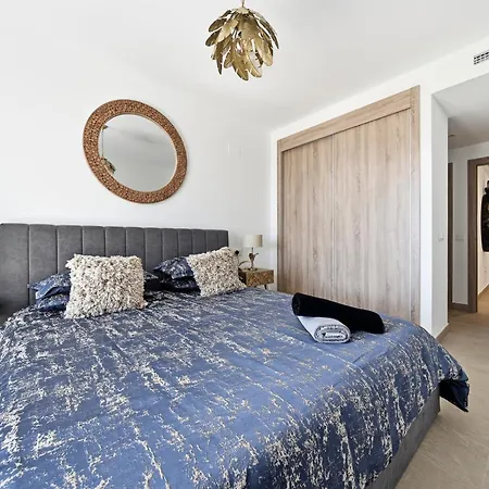 Sunny Golf - Luxury Penthouse - Rooftop Retreat Lejlighed *